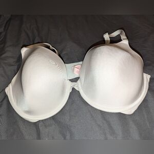 Victoria secret 38 DD bra